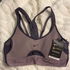 NWT Nike Indy Ultrabreathe Sports Bra